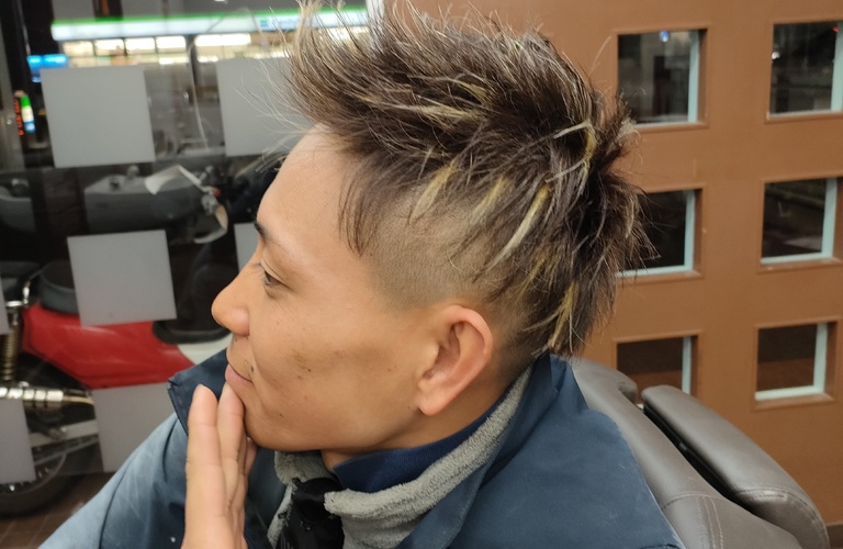 あま市エリアから移転した理容室　クレエ
